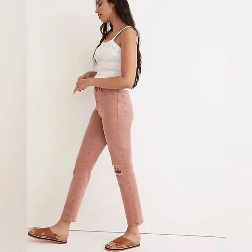 Madewell | The Mom Jean Garment Dye Edition Rose Size 27